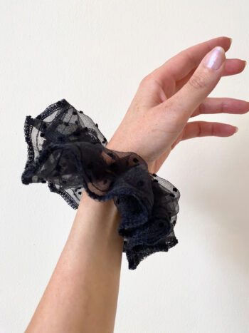 ZOPF GUMMI SCHWARZ MIT PUNKTEN – Bild 3