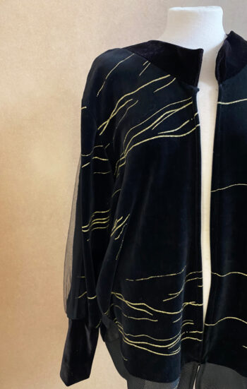 OVERSIZED JACKE SCHWARZ/ GOLDFARBEN – Bild 4
